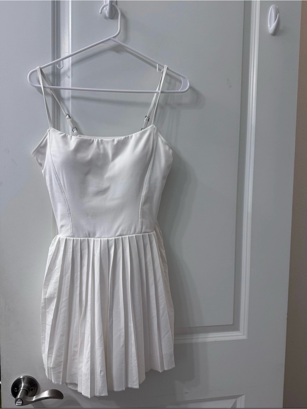 Gilly Hicks (by Hollister) Active Wear White Dress Size Medium